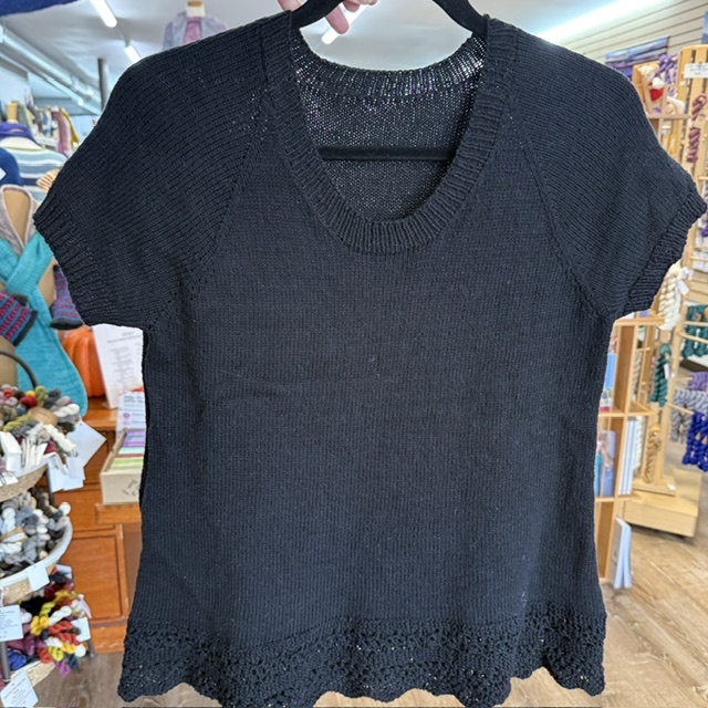 Meris Tee by Hanna knit using CamaRose Pimabomuld by Rebekah at The Loopy Ewe