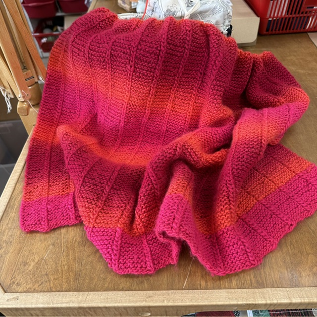 Klein Pause by Susanne Shahin knit using Sirdar Jewelspun Ombre at The Loopy Ewe